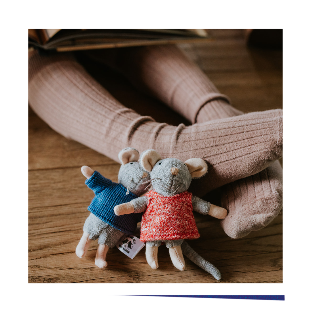 sam-julia-homepage-categories-toys-plush.png__PID:11c64540-7524-4cb5-97b6-5afafdd3219e
